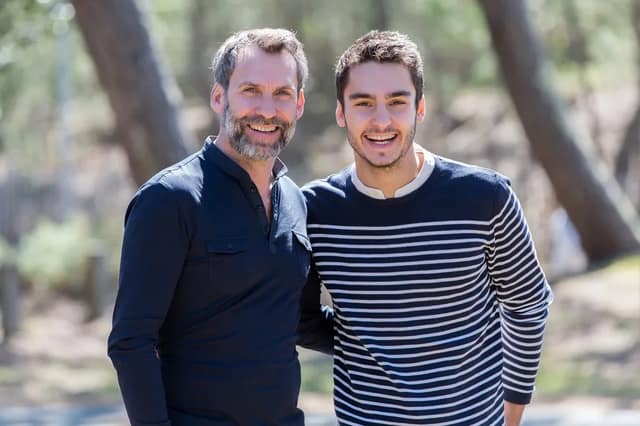 sperm donor contact meeting between two men in a friendly outdoor setting
